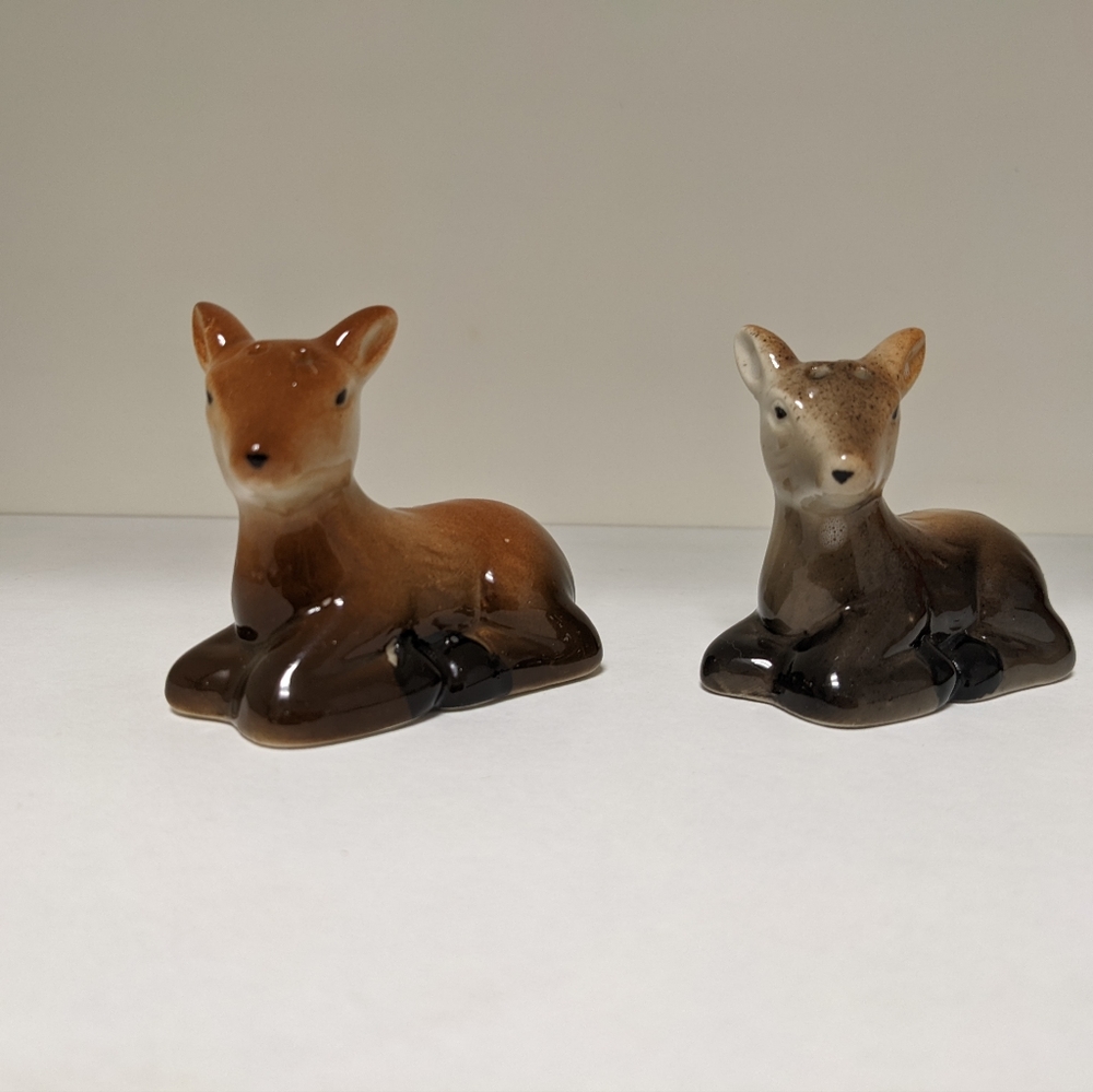 Salt & pepper shakers